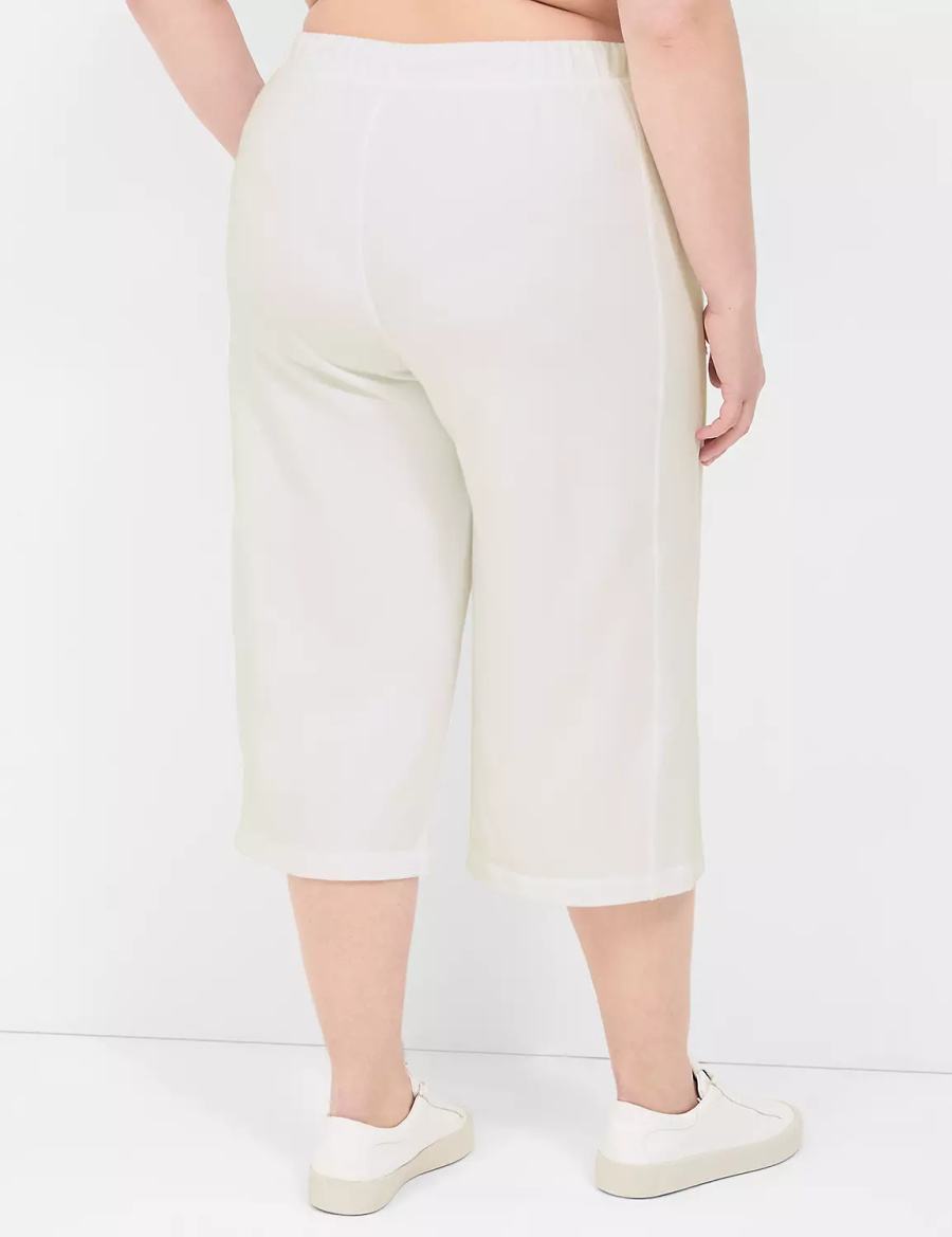 Lane Bryant LIVI French Terry Relaxed Straight Capri Women Pants White | MVM5963ON